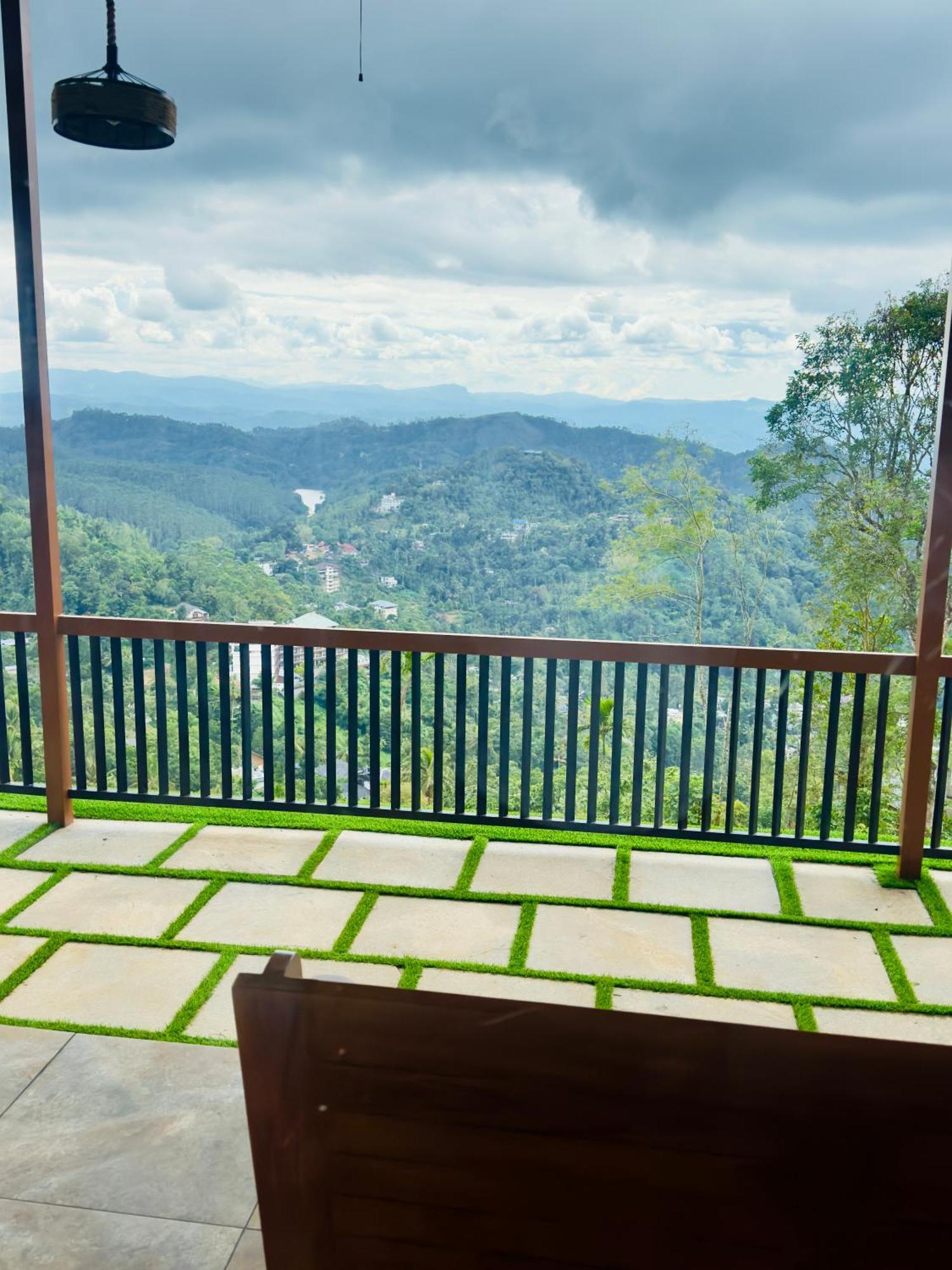Misty Wonders Hotell Munnar Eksteriør bilde